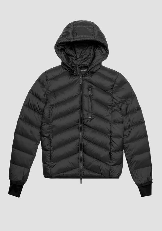 Abrigo Regular Fit En Nylon Shio