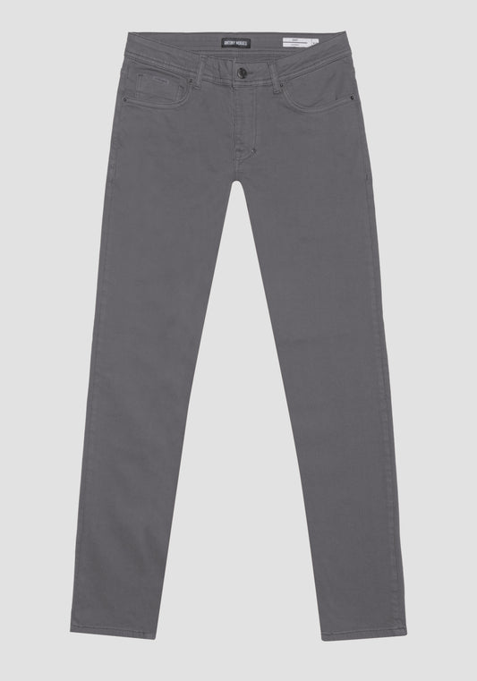Jeans Tapered Ozzy In Power St