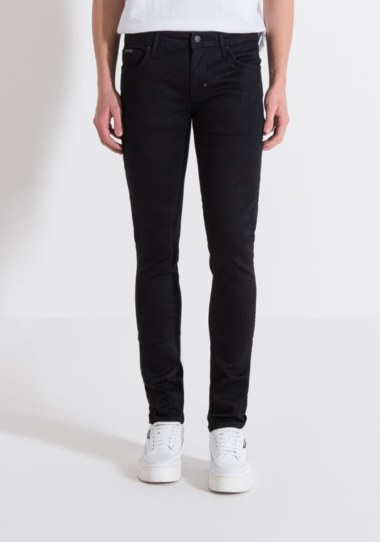 Pantalon Ozzy Tapered Fit En Icon