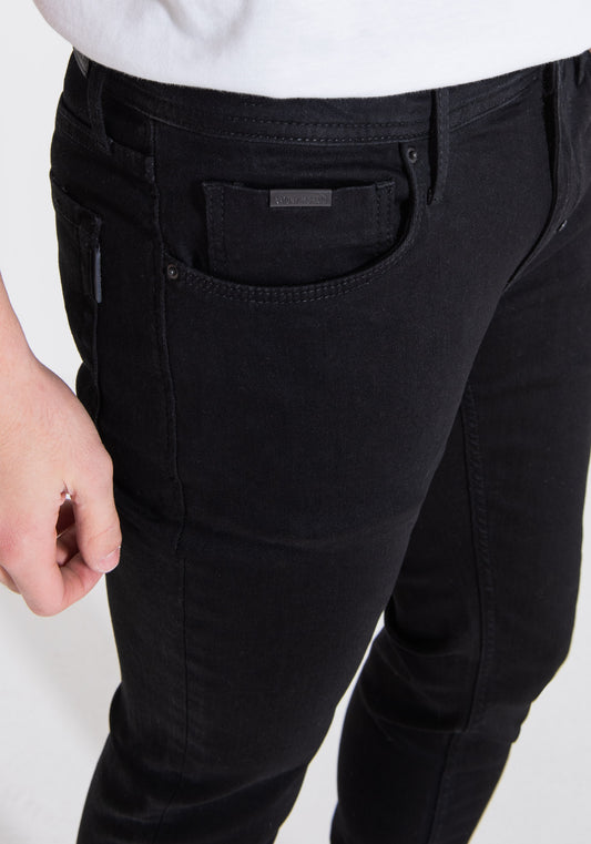 Pantalon Ozzy Tapered Fit En Icon