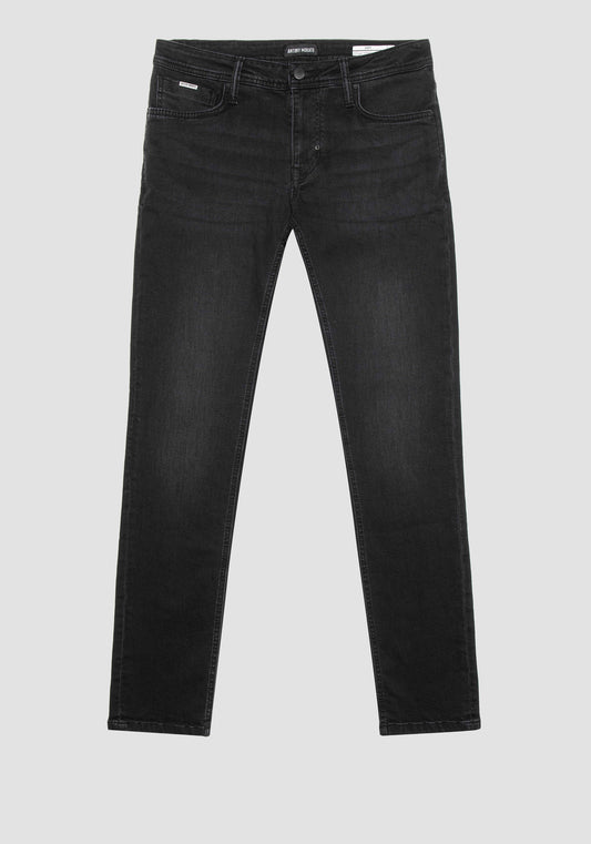 Jeans Ozzy Tapered Fit En Icon