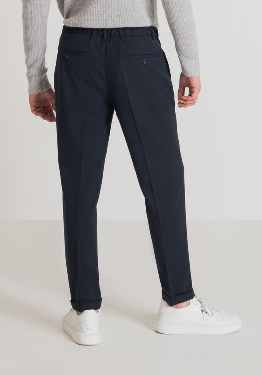 Pantalón Gustaf Carrot Fit