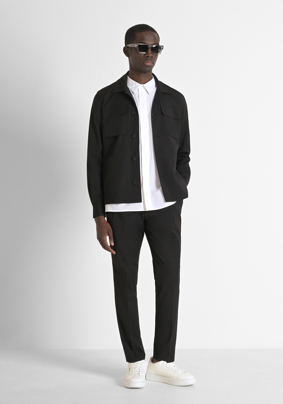 LOOK 18