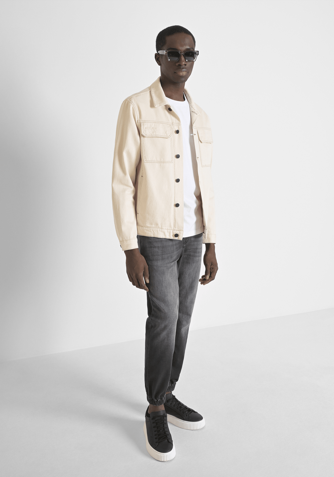 Look casual para el fin de semana para hombre