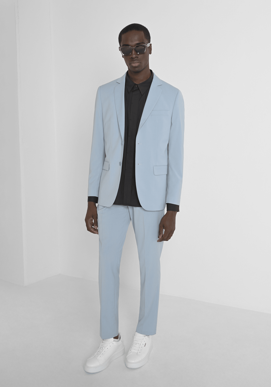 Look Estilo minimalista hombre