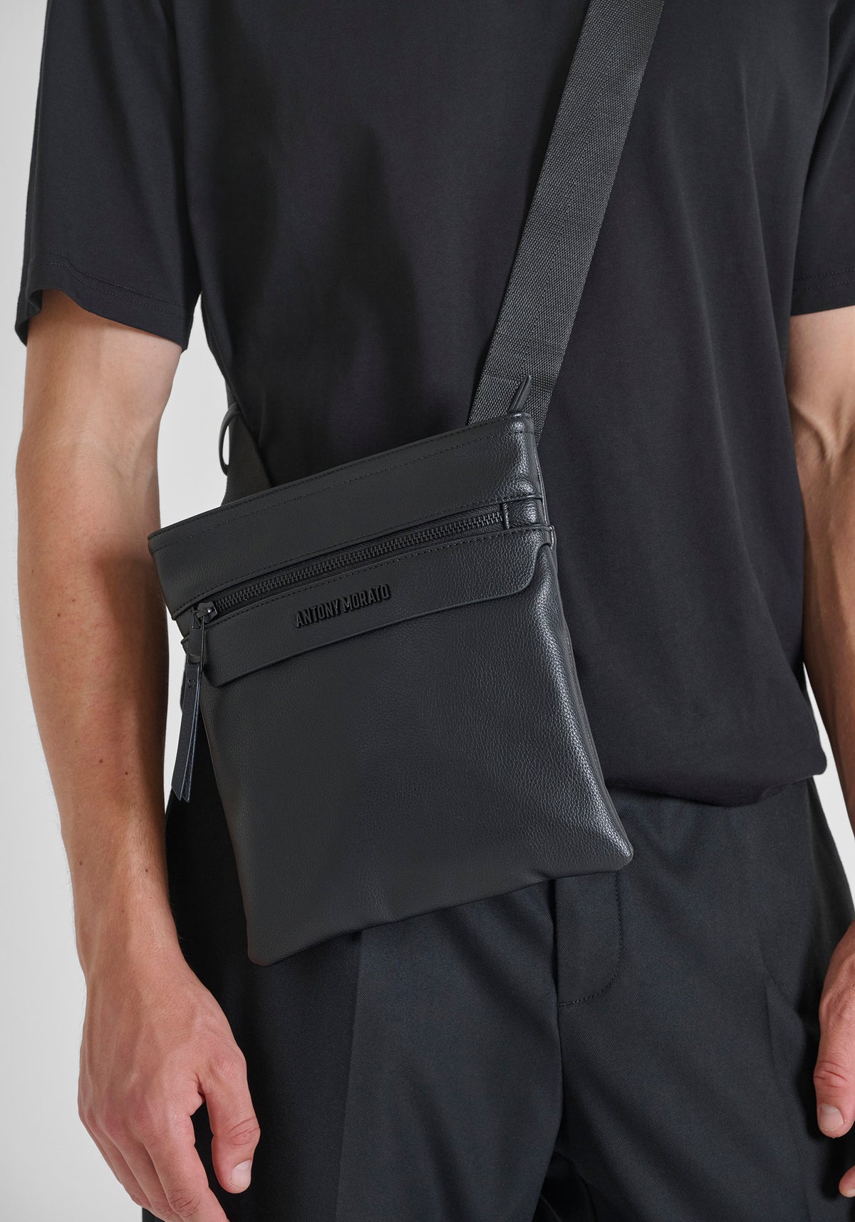ANTONY MORATO BOLSA HOMBRE NEGRO