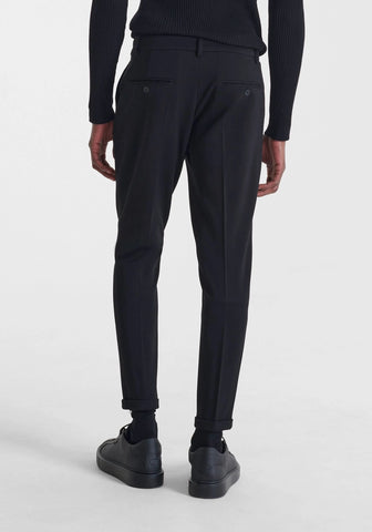 PANTALÓN NEGRO PARA HOMBRE ANTONY MORATO SLIM FIT ELEGANTE Y VERSÁTIL
