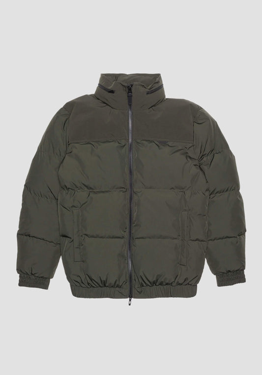 Abrigo Regular Fit En Techno Fabric