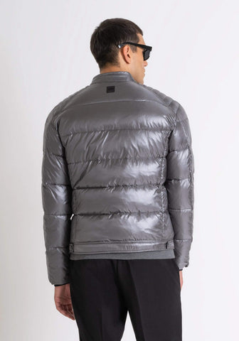 Coat Regular Fit In Washed Nyl