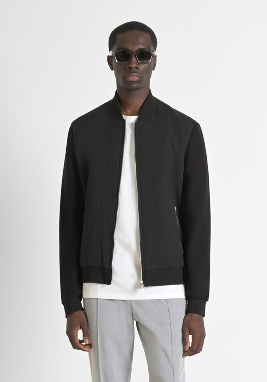 Coat Regular Fit In Dobby Tech