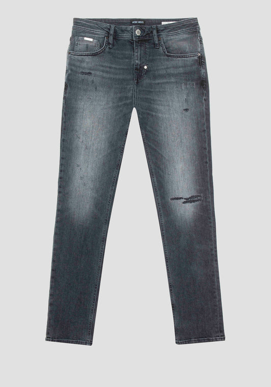 Jeans Ozzy Tapered Fit