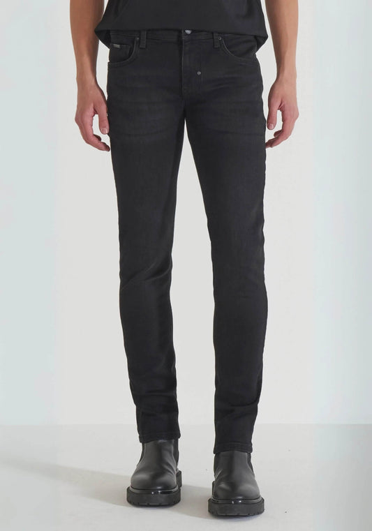 Jeans Ozzy Tapered Fit In Icon