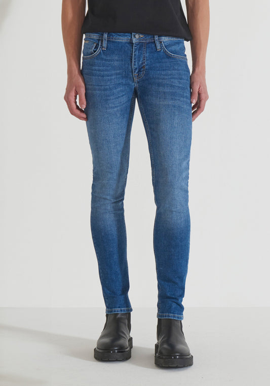 Jeans Ozzy Tapered Fit In Icon