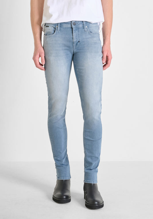 Jeans Ozzy Tapered Fit In Blue