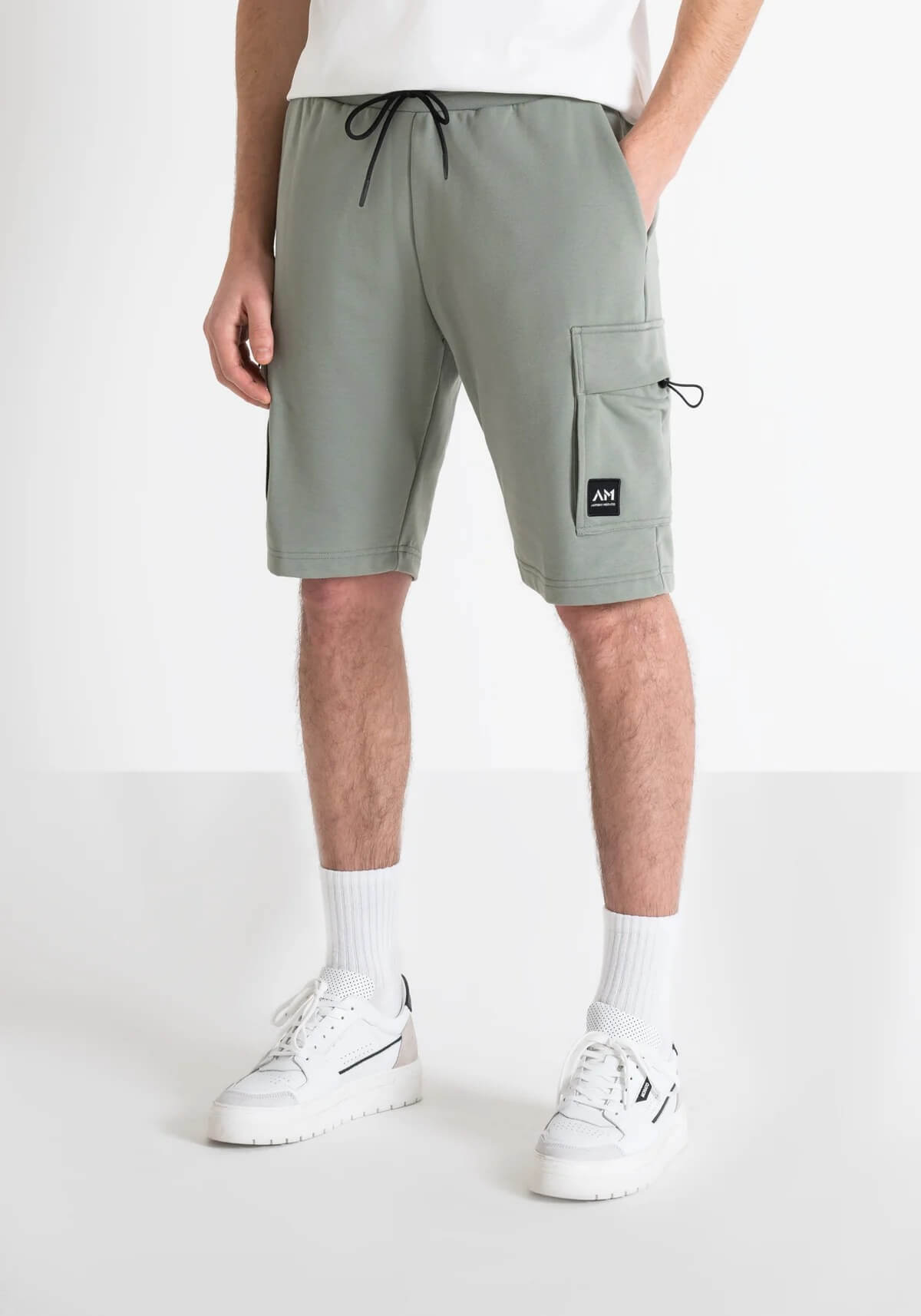Pantaloneta para hombre de forro polar regular fit en algodón