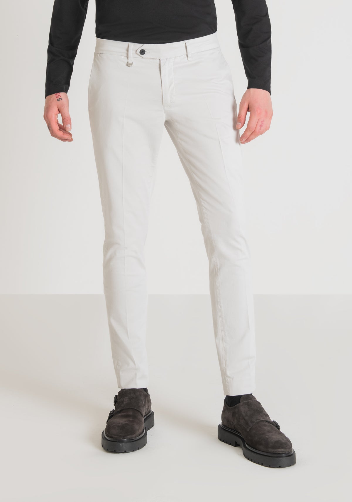 PANTALÓN BRYAN SKINNY FIT