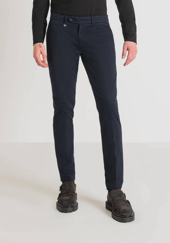 Pantalón Bryan Skinny