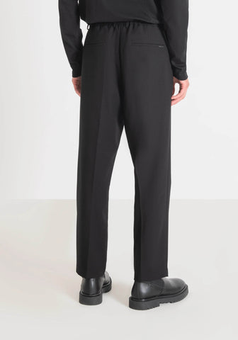 Pantalón Evan Relaxed Fit